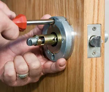 City Locksmith Store Nashville, TN 615-510-3310 City Locksmith Store Nashville, TN 615-510-3310 - 13-New-Locks-Installation